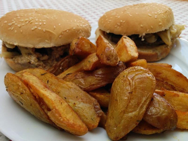 Hamburger Cantal Potatoes