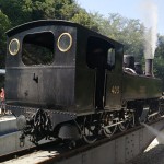 Locomotive sur pont tournant-train